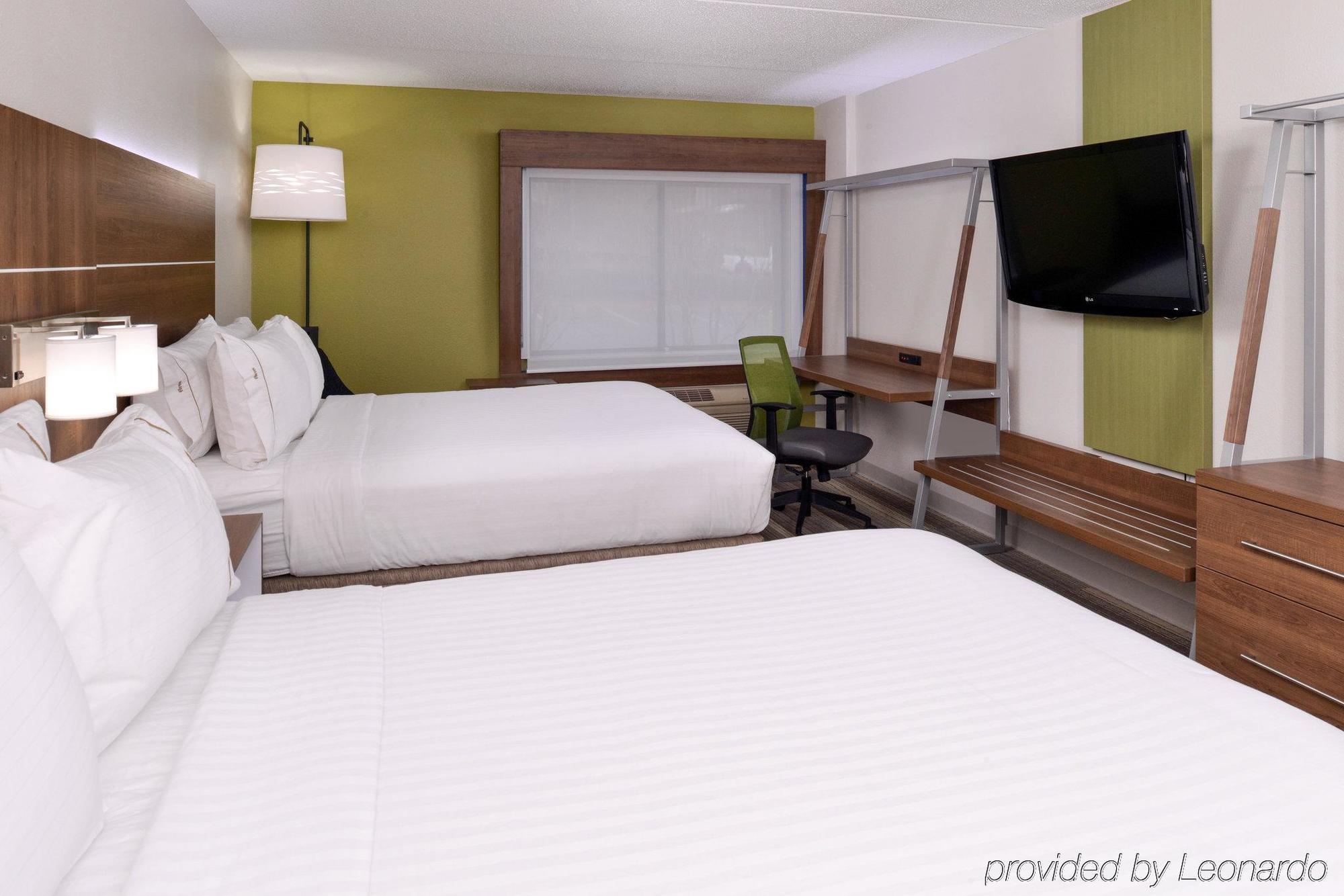 Holiday Inn Express & Suites Raleigh Ne - Medical Ctr Area By Ihg Exterior foto