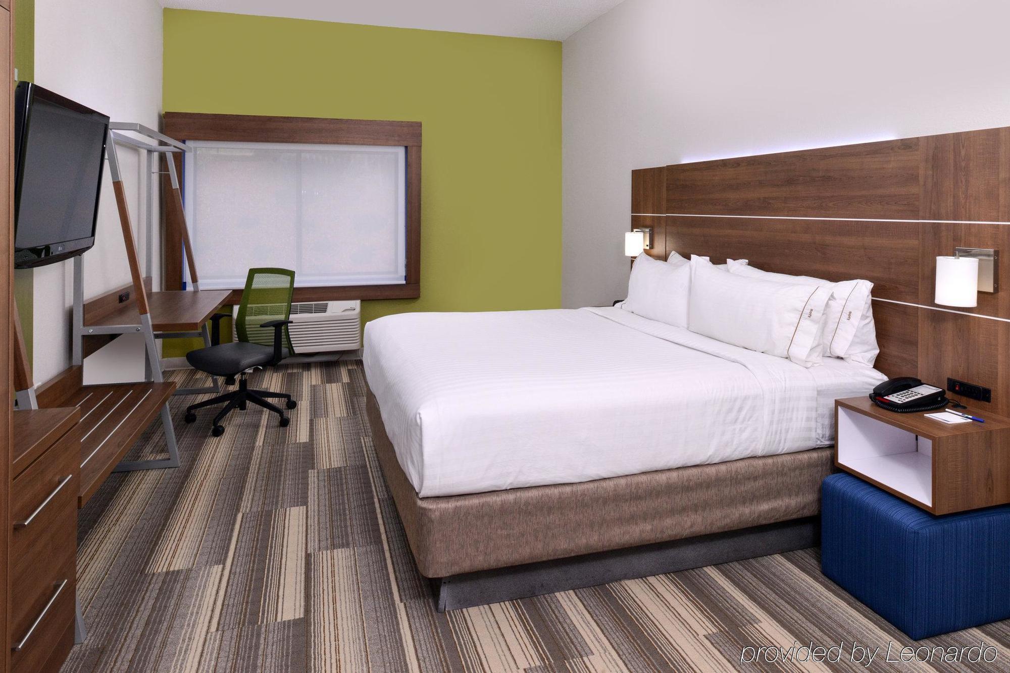 Holiday Inn Express & Suites Raleigh Ne - Medical Ctr Area By Ihg Exterior foto
