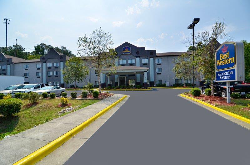 Holiday Inn Express & Suites Raleigh Ne - Medical Ctr Area By Ihg Exterior foto